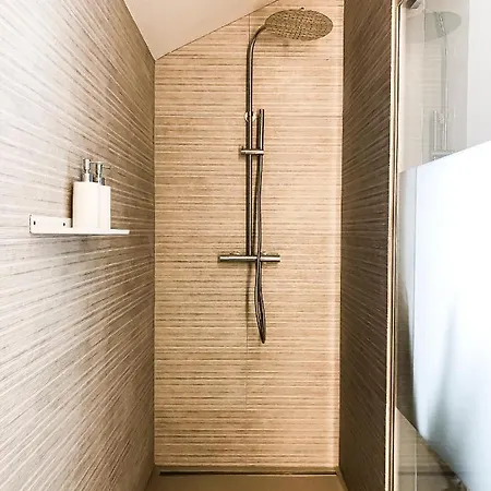 Πανσιόν The Oak Βαβρ