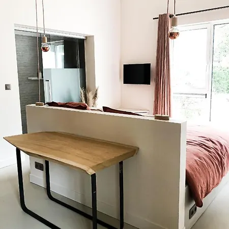 Out-side Bierges Guest house 3*