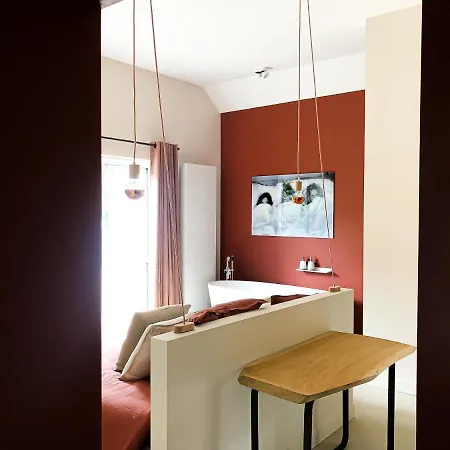 Out-side Bierges Guest house 3*