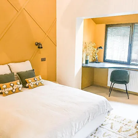 The Oak Πανσιόν Βαβρ